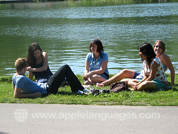 Relaxen aan de rivier