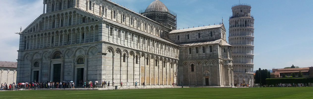 De Scheve Toren van Pisa, Italië